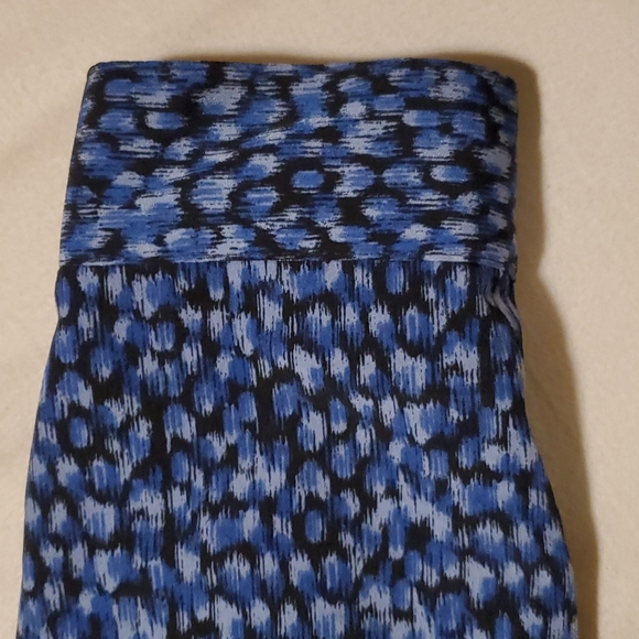 🛍XXI (Forever 21) shirt dress, beautiful pattern, Size M, EUC - Picture 4 of 12